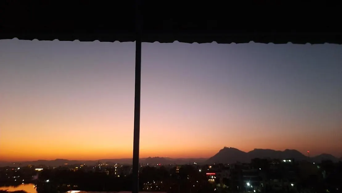 Gladden Villa Udaipur Bed & Breakfast